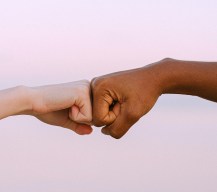 pexels-anna-shvets-4672718